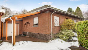 Solider Bungalow mit großzügigem Keller, Garage, Garten und viel Gestaltungspotenzial