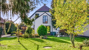 Bremen-Rönnebeck: Freistehendes Ein- bis Zweifamilienhaus  in unmittelbarer Nähe zum Weserufer