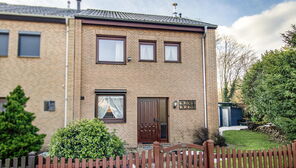 Bremen-Mittelshuchting I Gepflegtes Reihenendhaus mit Ausbaureserve und Garage