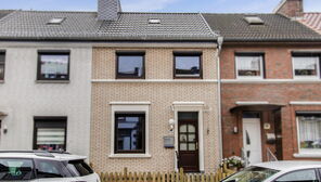 Charmantes, modernisiertes Reihenhaus in zentraler Lage von Woltmershausen