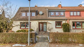 Bremen Vahr: Wilhelm-Busch-Viertel: Wohnen auf einer Ebene – 3 Zimmer, Garten & Garage