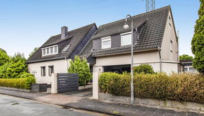 Großzügig Wohnen - Traumhaftes Zweifamilienhaus mit separaten Gärten in Aumund-Hammersbeck