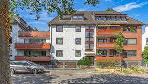 Bremen - Schwachhausen (Bürgerpark) / 2 Zimmer Wohnung mit Dachterrasse, Fahrstuhl und Garage