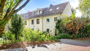 Bremen Vahr: Reihenendhaus mit Garage und Garten – Sanierungsobjekt mit Potenzial