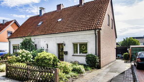 Bremen-Osterholz: Kleines feines Einfamilienhaus mit großem Garten