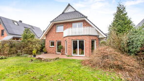 Bremen-St. Magnus: Freistehendes Einfamilienhaus mit Sonnenterrasse, Garten und Garage