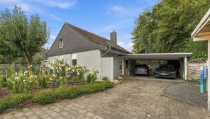 Großzügiges Wohnen mit tollem Garten in idealer, ruhiger Lage