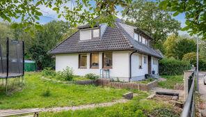 Bremen Oberneuland: Geräumiges Einfamilienhaus mit großem Garten und Doppelgarage