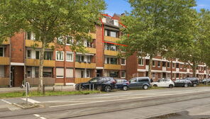 Bremen-Walle: renovierungsbedürftig, aber mit viel Potenzial für die Familie - 4 Zimmer mit Garage